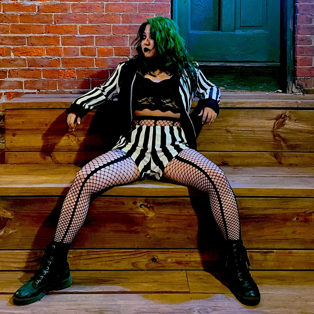 Beetlejuice Halloween Costume